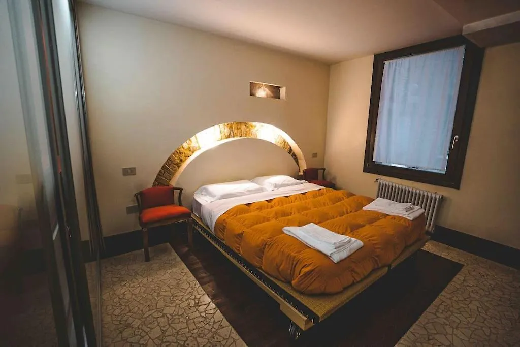 Raphael'S Garden House Apartment Venice Italy